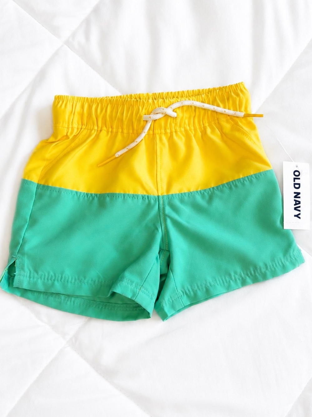 🆓 $0 WITH PURCHASE - 💦 OLD NAVY NWT Tropical Colorblock Baby Swim Shorts 0-3 M